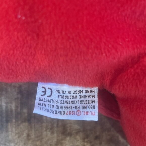 “1997 TY PILLOW PAL-15" Plush Toy Red The BULL Black Bow Stuff Animal 1997 - Picture 8 of 9